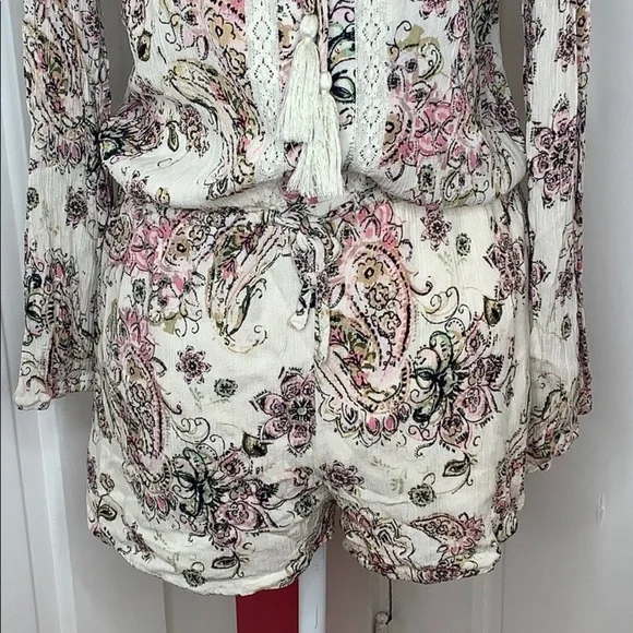 C&V CHELSEA & VIOLET•ROMPER - Picture 3 of 11